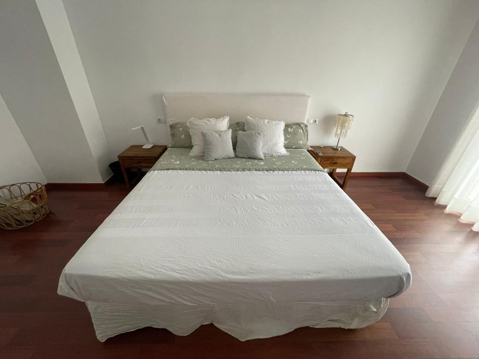 Tokyo Rooms Almeria Luaran gambar